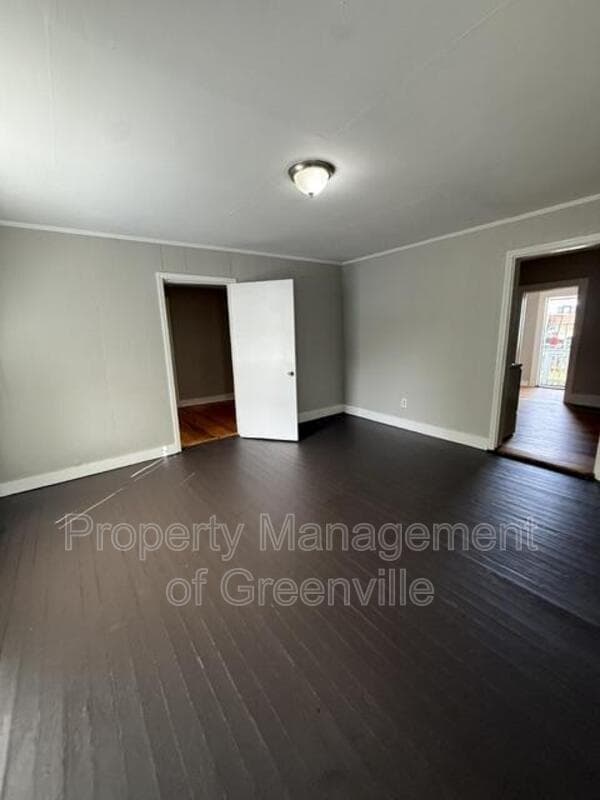 Greenville House: 33 6th Street
