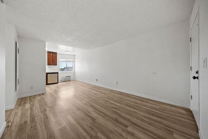 Spring Valley Condo: 9059 Harness Street