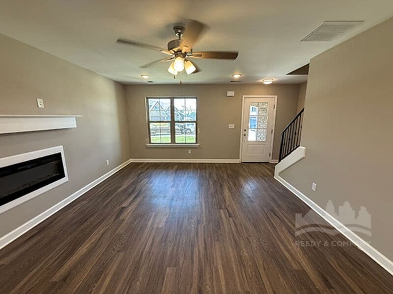 Cordova House: 9675 Bloomington Cir S