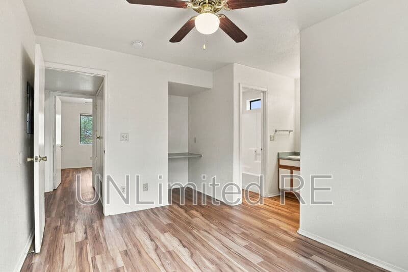 Flagstaff Condo: 25 S Maricopa St