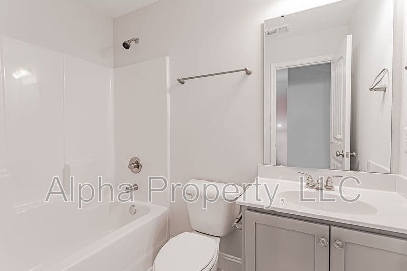 Greer House: 73 Tannery Dr