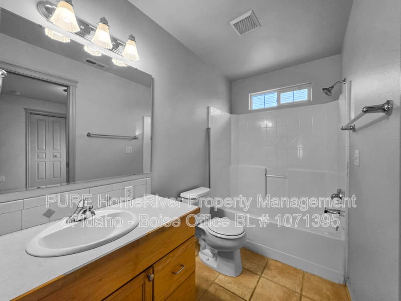Boise House: 419 W Hale St
