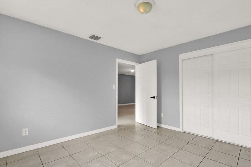 Fort Pierce House: 3104-3210 Louisiana Avenue