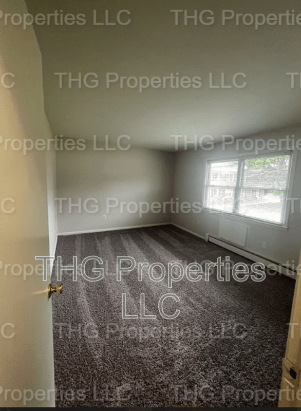 Mahwah Condo: 405 FRANKLIN TPKE