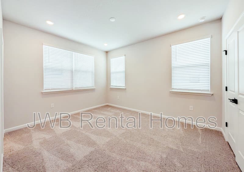 Jacksonville Townhome: 162 Barstow Pl
