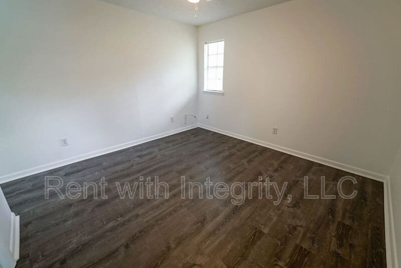 Tallahassee House: 251-A Villas Ct. S