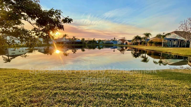 Orlando House: 728 Hardwood Cir