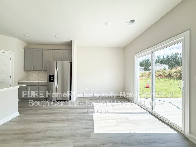 Moore House: 1513 Switchback Cir