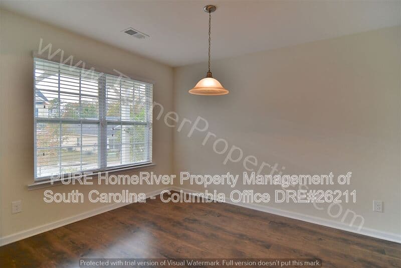 Chapin House: 162 Whispering Oak Ln