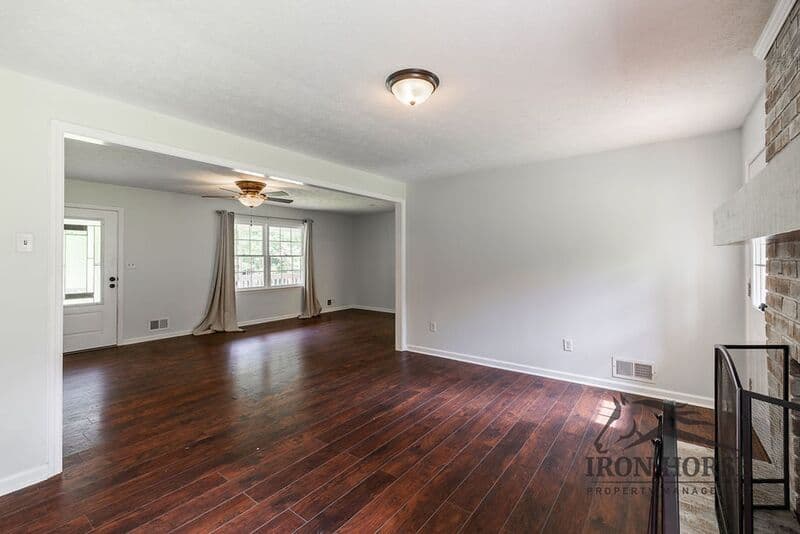 Watkinsville House: 1190 Arrowhead Road