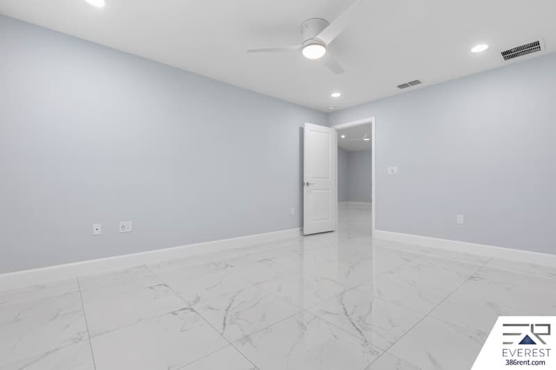 Palm Coast House: 10 Llovera Pl