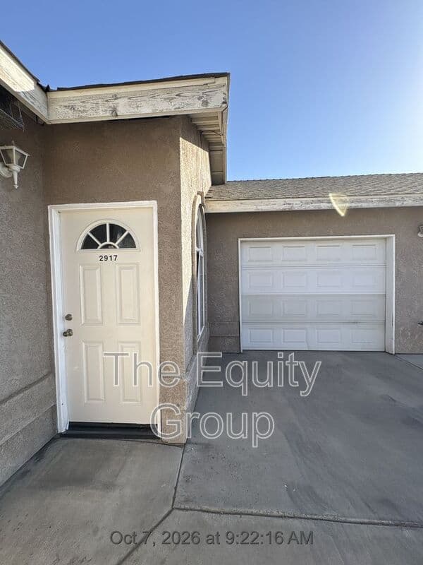 Visalia House: 2917 South Sallee Ct