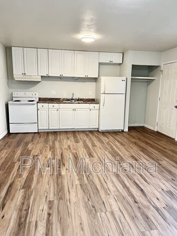 South Bend Condo: 2020 Lathrop St