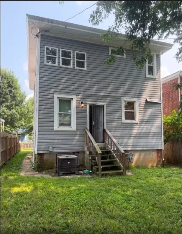 Richmond House: 3106 Carolina Ave