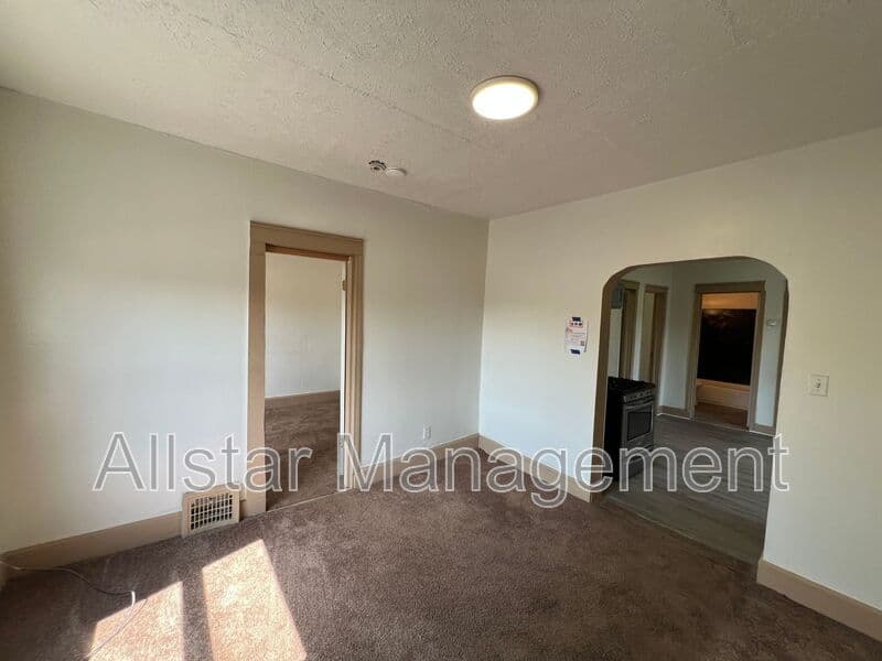 Cleveland Condo: 3611 E 116th Street
