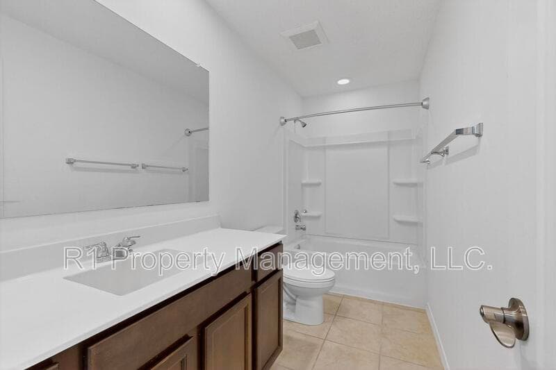 Rio Rancho House: 108 Hue Street