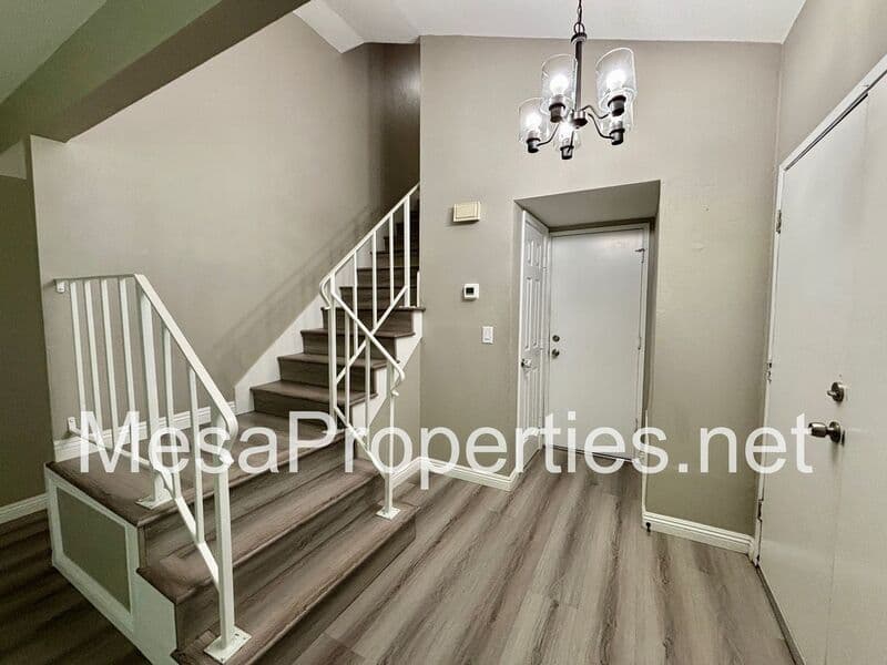 Ontario Condo: 1749 E Fairfield Ct