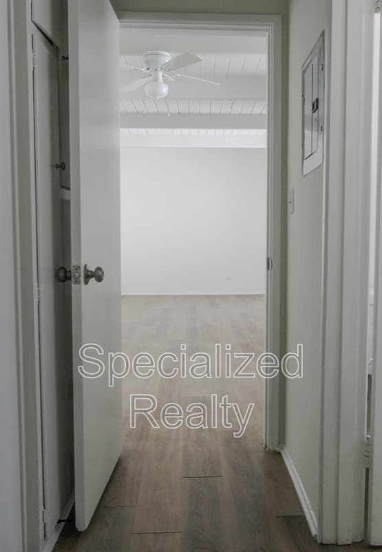 Glendale Condo: 508 Hill Drive