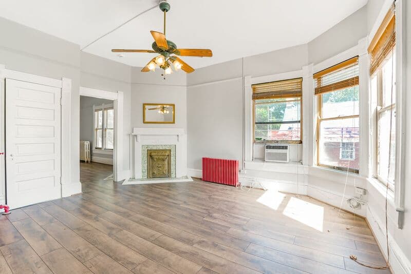Fredericksburg Condo: 1122 Caroline St