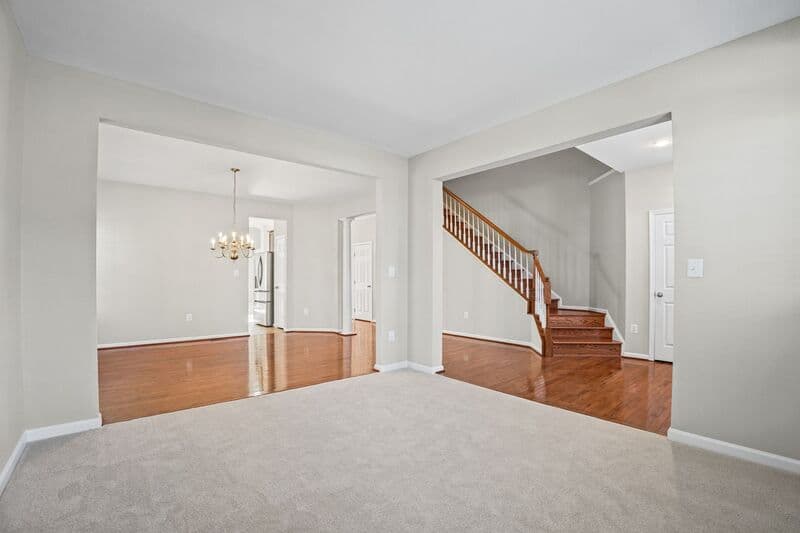 Fredericksburg House: 1100 Wright Court