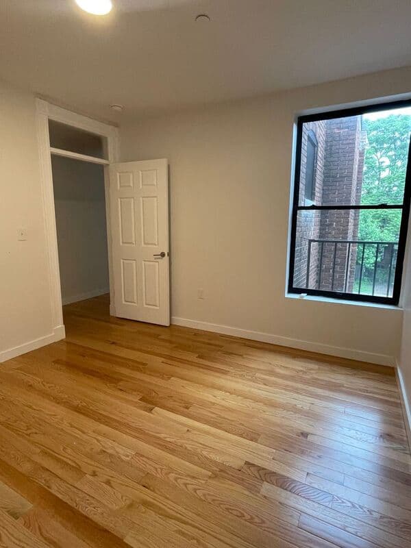Baltimore Condo: 2527 St. Paul St