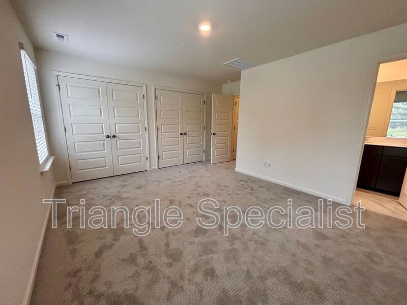 Wake Forest House: 10514 Brookside Reserve Road