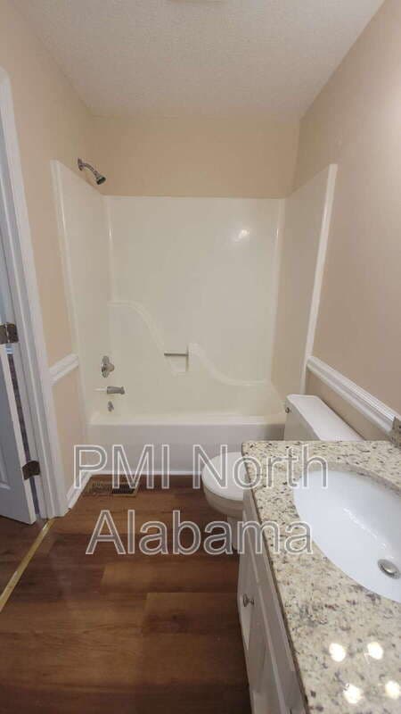 Huntsville House: 1021 Sandy Springs Rd NW