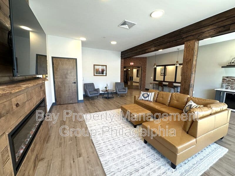 Chalfont Condo: 409 W Butler Ave