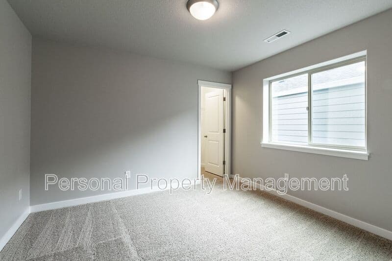 Vancouver House: 5912 NE 47th St.