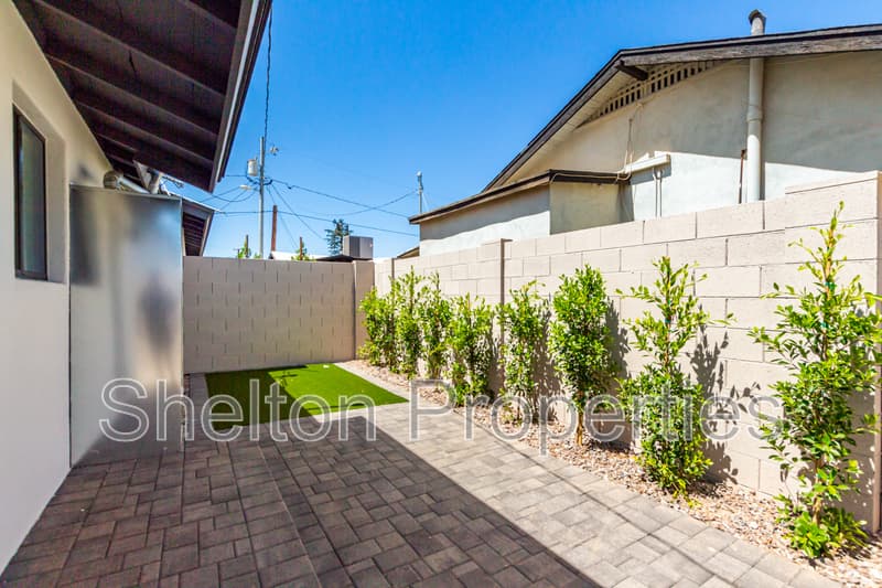 Phoenix Condo: 616 N 10th Ave Unit G