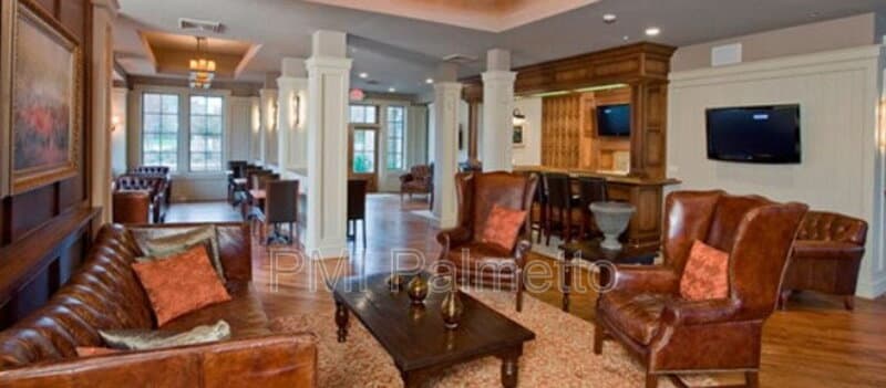 Lexington House: 2322 High Bluff Loop