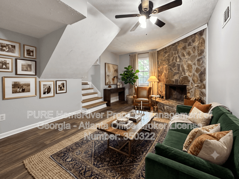 Riverdale House: 191 Aaron Ct