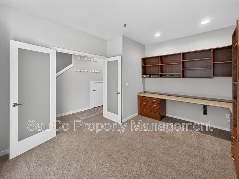 Portland Condo: 1420 Northwest 20th Avenue