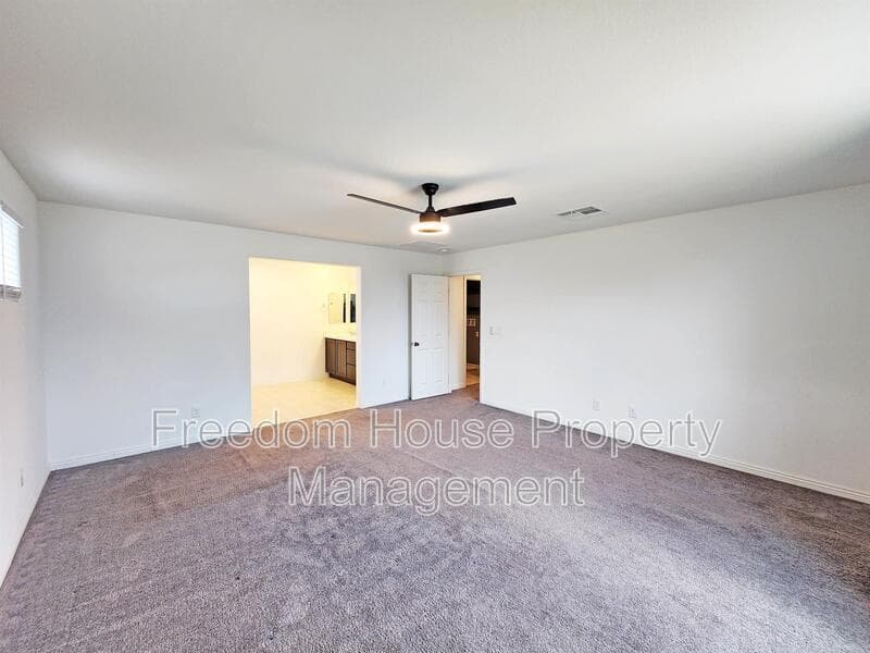 Pahrump House: 3821 East Weld Avenue