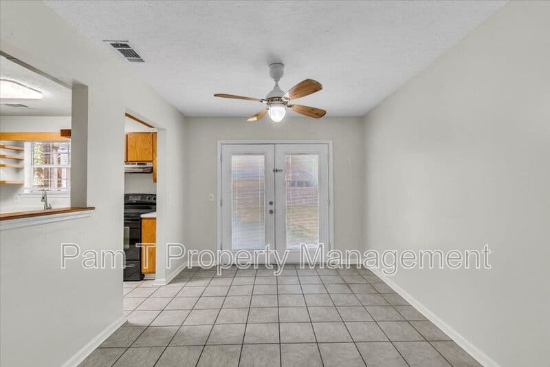 Savannah House: 4 Gunpowder Ct.