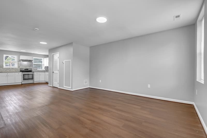 Baltimore Condo: 2103 Chelsea Terrace - 2