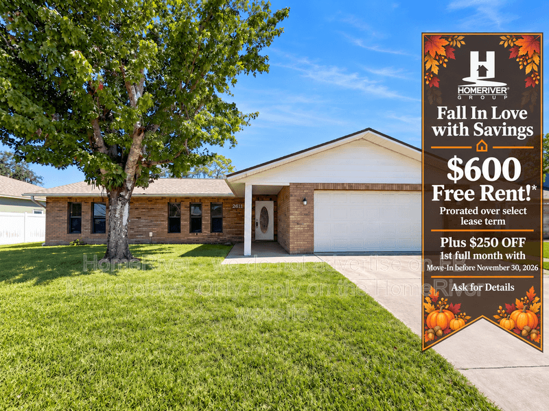 Edgewater House: 2811 Queen Palm Dr