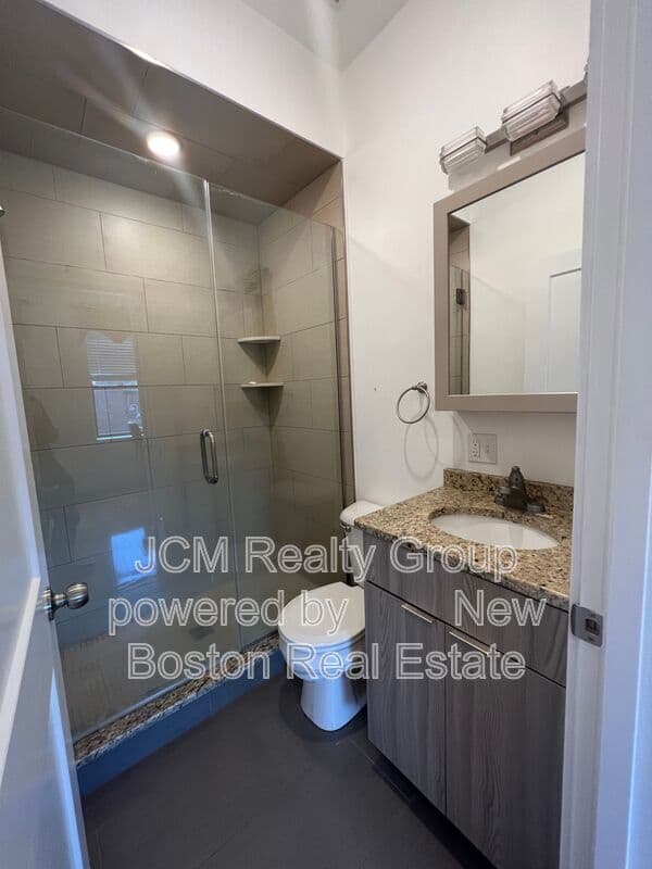 Chelsea Condo: 21 Fifth Street