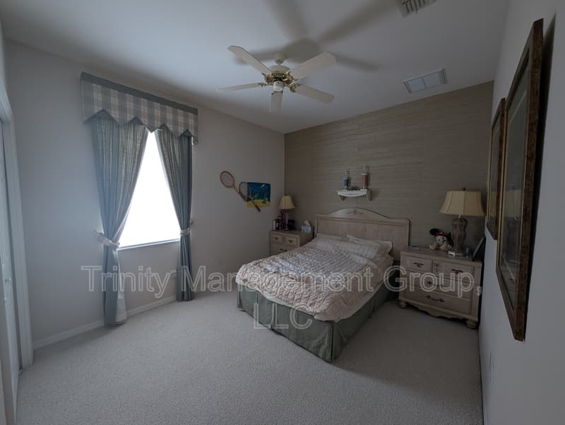 Land O' Lakes House: 10812 Deerberry Drive