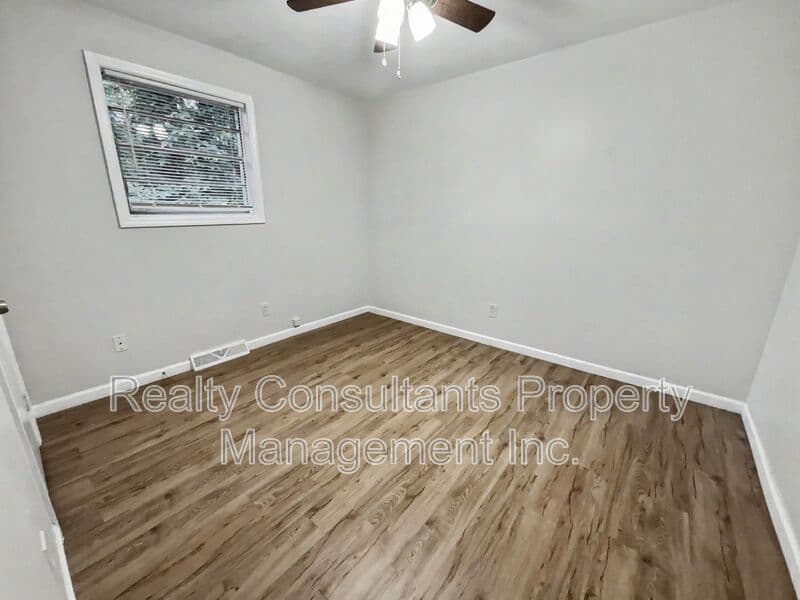 Greensboro House: 1813 Walker Avenue