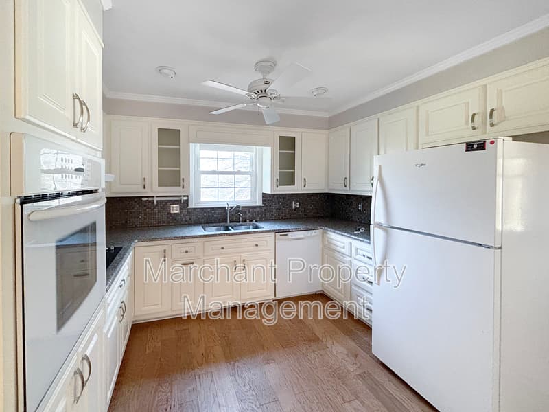 Greenville House: 4 Yarmouth Court