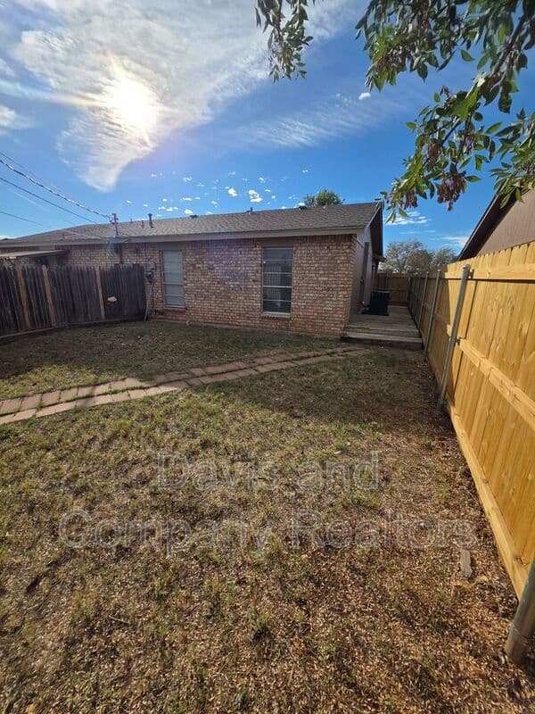 Midland Condo: 4802 Country Club Dr