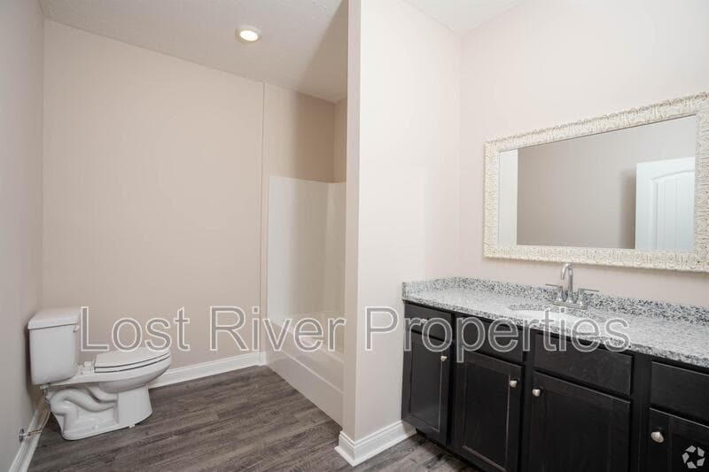 Bowling Green Condo: 4563 Wal Valley Way