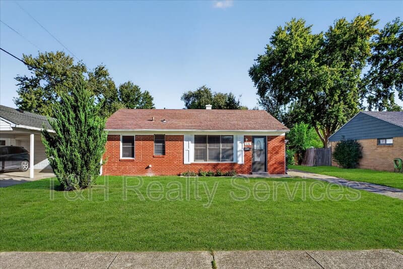 Speedway House: 5130 Ford Street