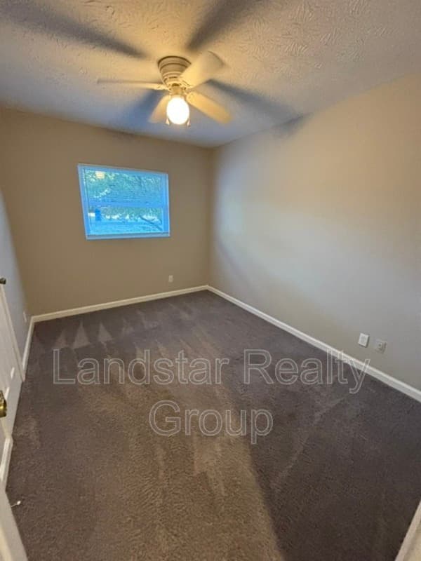 Louisville House: 4720 Granada drive