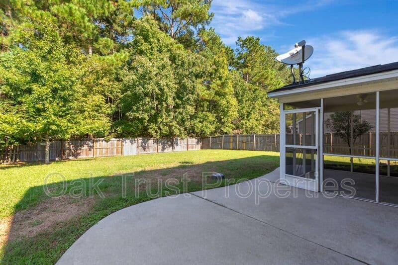Summerville House: 407 Cotton Hope Lane