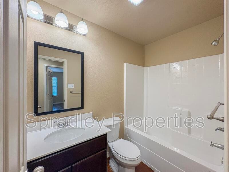 Belton Condo: 1035B Mason Dr