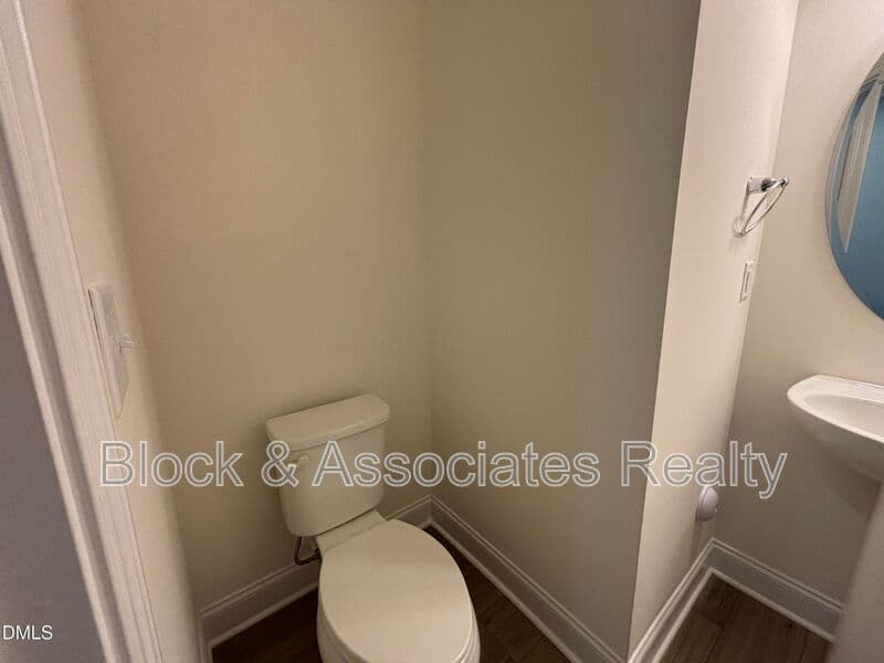 Raleigh House: 5128 Ranger Grove Way