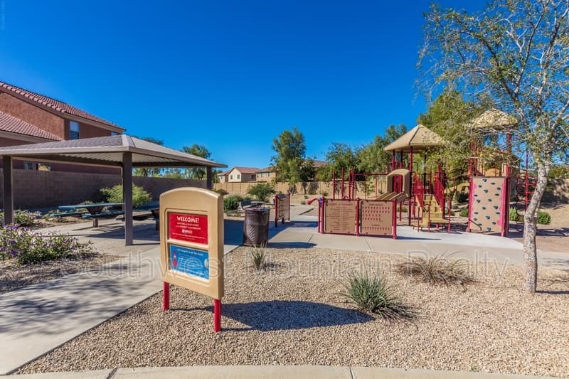 Coolidge House: 1333 W Pima Avenue