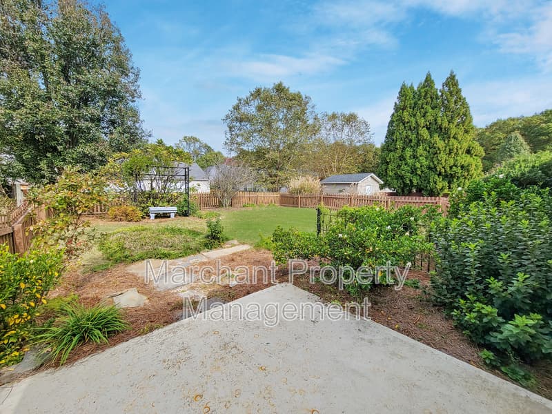 Greer House: 11 Brunner Court